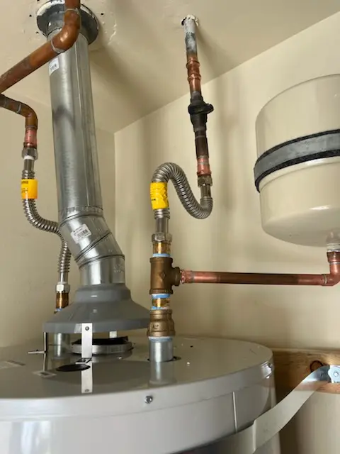 Water heater installation and plumbing repair in Bonnie Brae